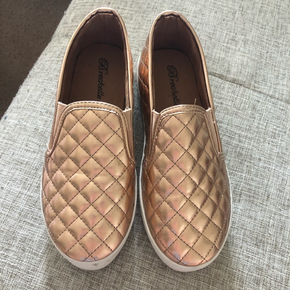 slip on sneakers